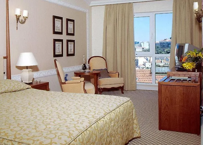 ホテル オリシッポ カステロ リスボン