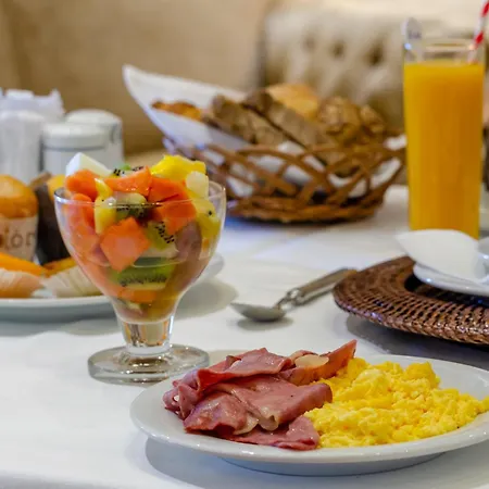 Ξενοδοχείο Olissippo Castelo 4*