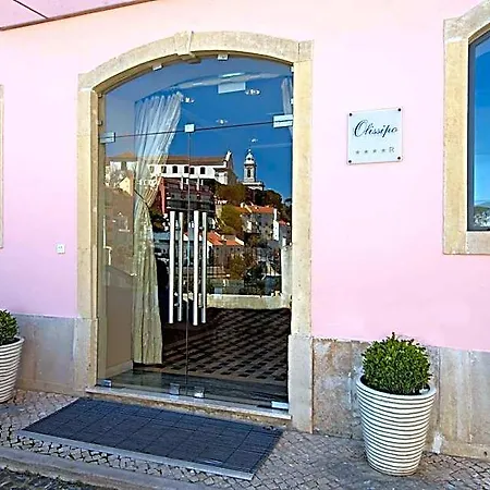 Olissippo Castelo Hotel 4*