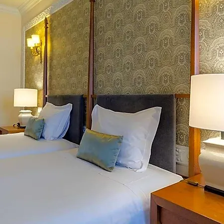 Hotel Olissippo Castelo 4*