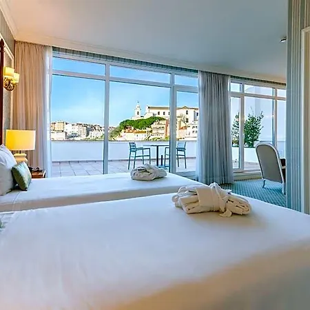 Olissippo Castelo Hotel 4*