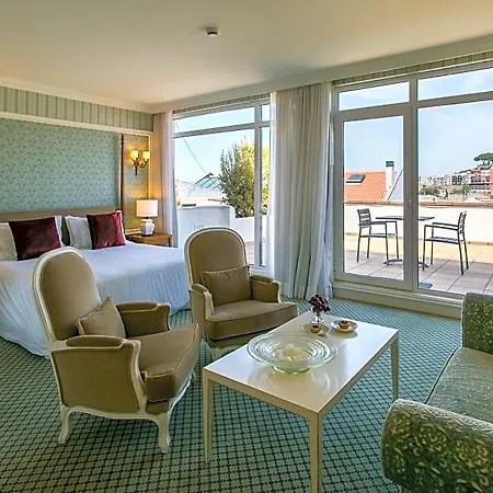Olissippo Castelo Hotel