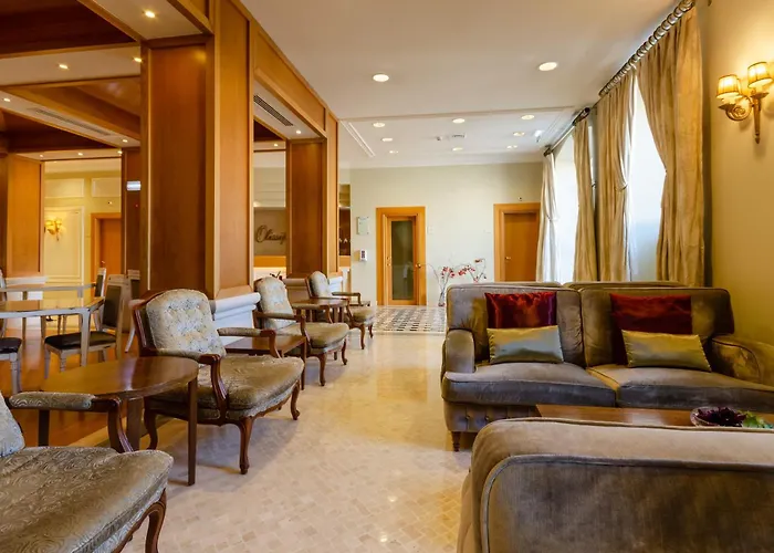 Olissippo Castelo Hotel 4*