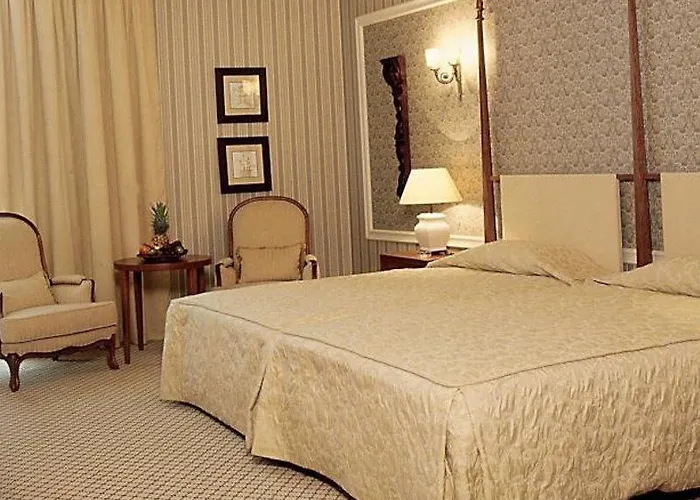 奥利斯比城堡酒店 4*