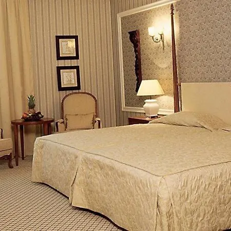 奥利斯比城堡酒店 4*